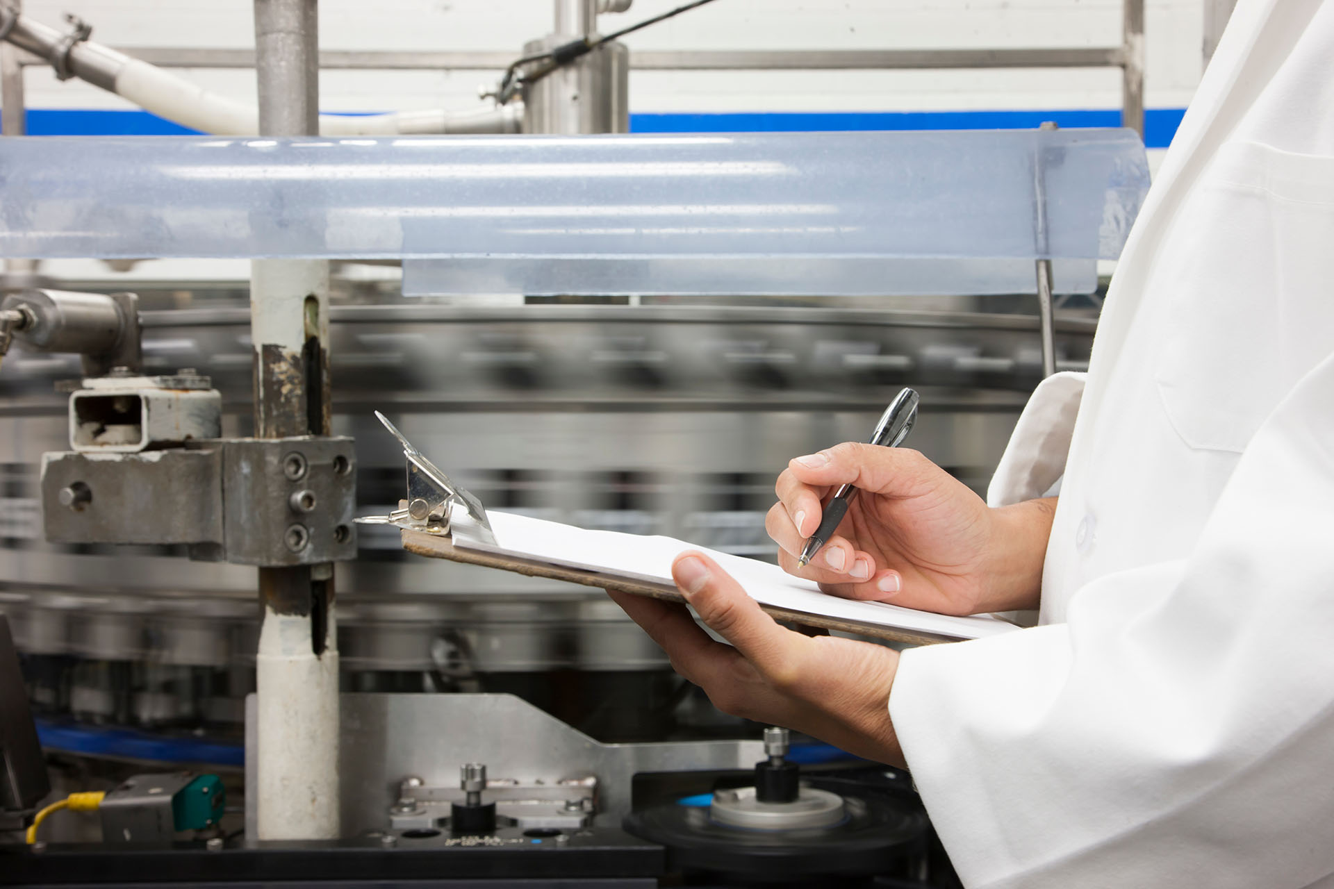 KeyPlastics quality control by technician